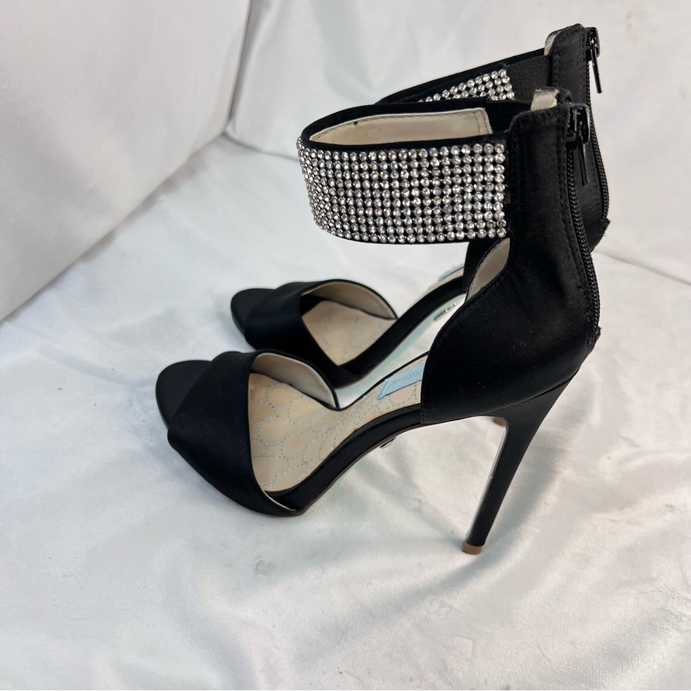Blue by Betsey Johnson SB-Unite Bling Heels Size 7.5 - Picture 6 of 11